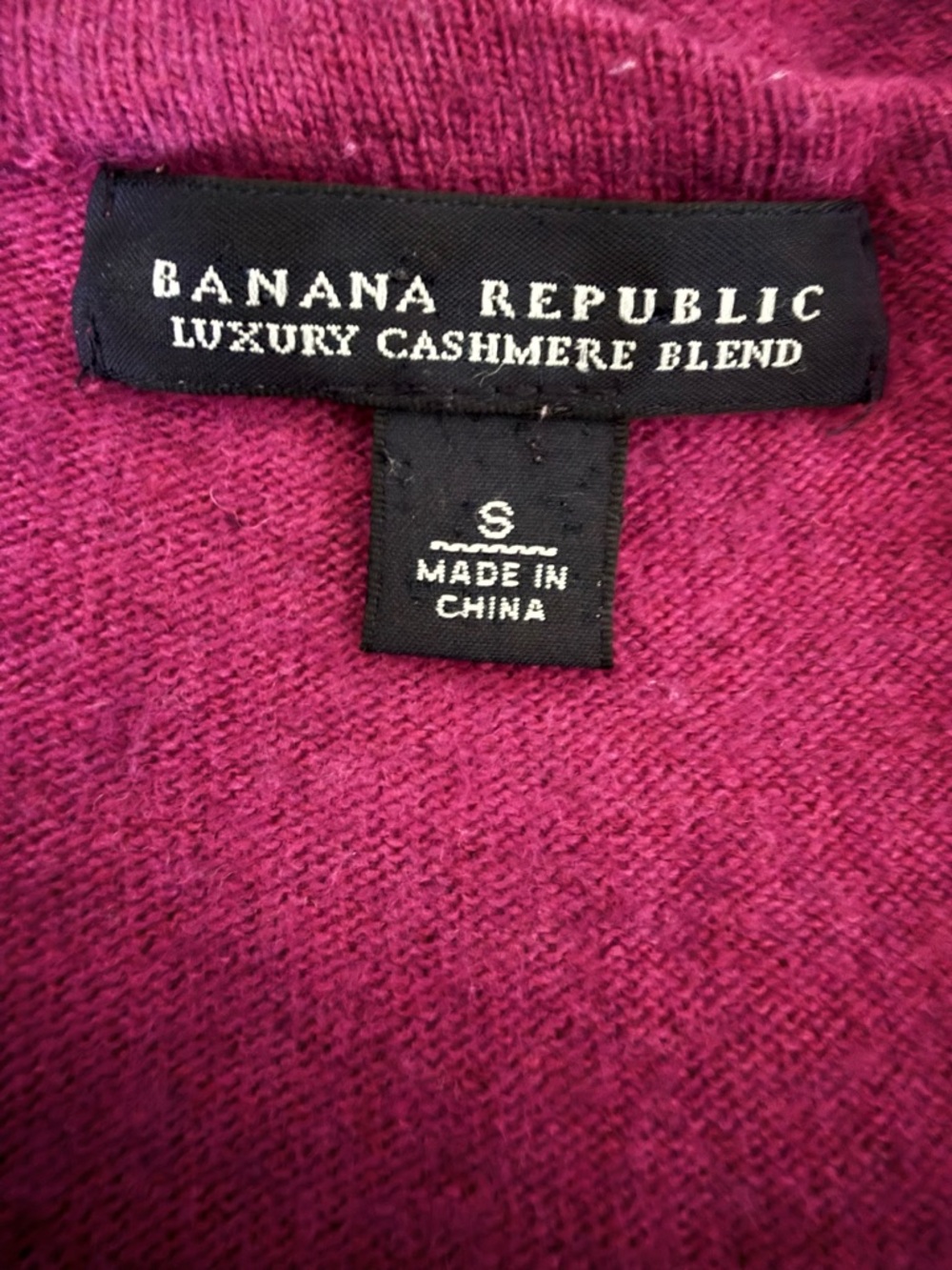 Banana Republic Fuchsia Cashmere Blend Sweater | Twisted Scoop Neck | Fitted S - Picture 3 of 12